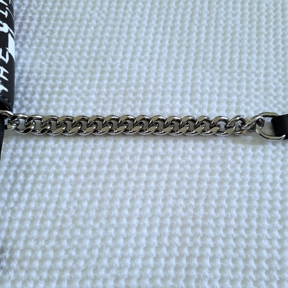 ✨️HP✨️ DKNY🗽 Gia Wallet On A Chain⛓ - NWT - Picture 9 of 16